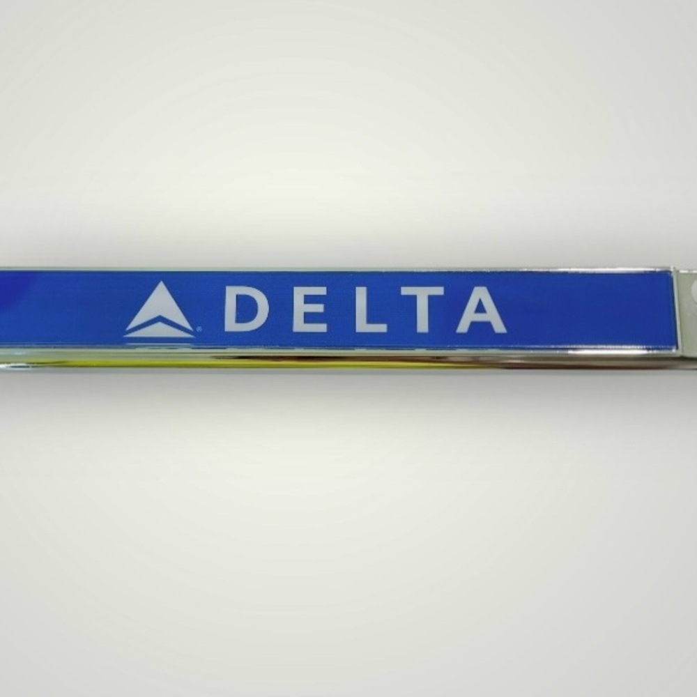 Delta Air Lines Official License Plate Frame Collectible FLY DELTA JETS Blue New - Picture 13 of 14